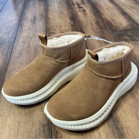 Ugg CA805 V2 Ultra Mini Men’s Size 6.5 Wool Sneaker Boot Suede Chestnut UggPlush - Picture 3 of 13